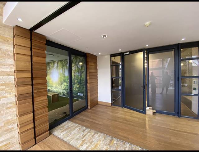 736M² OFFICE TO LET IN OBSERVATORY